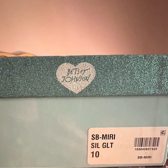 Betsy Johnson open toe heels - Picture 4 of 6